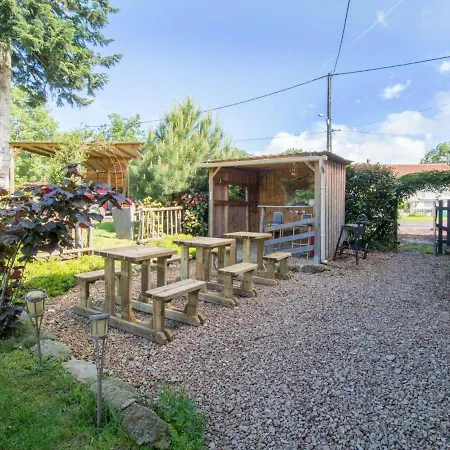 Gîte Thiers, 4 pièces, 5 personnes - FR-1-630-143 Thiers