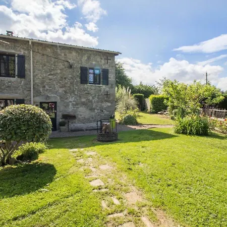 Gîte Thiers, 4 pièces, 5 personnes - FR-1-630-143 Hébergement de vacances Thiers